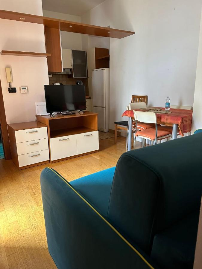 In The Heart Of Air-conditioning Appartement